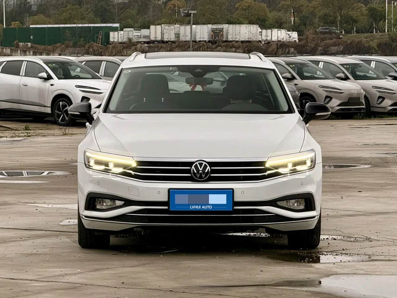 Volkswagen Magotan (Imported) 2021 Weilan 2.0TSI Free Edition Automatic Gear 4