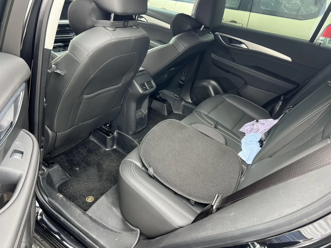 Buick 2025 Angkewei Plus 2.0T 28T Two-Drive Platinum Edition Automatic Gear 5