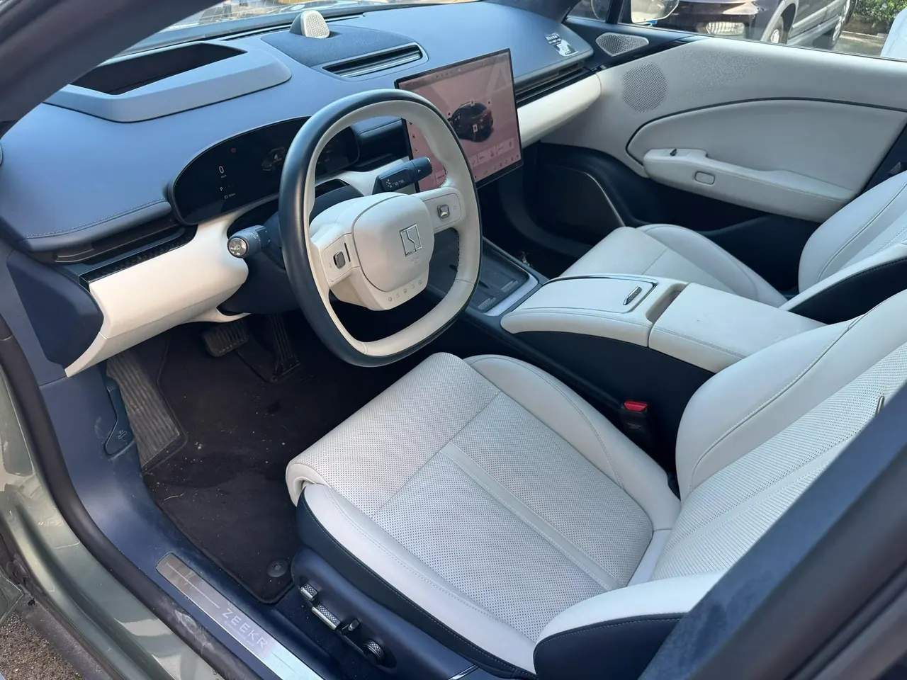 Zeekr 2025 Zeekr 007 Long Endurance Rear Drive Smart Driving Edition 100kWh Automatic Transmission 4