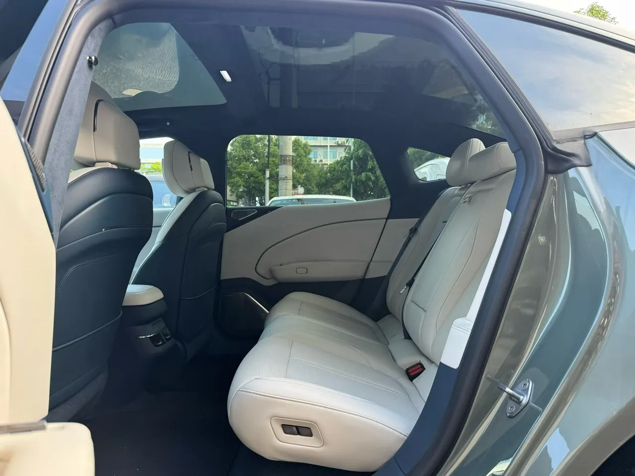 Zeekr 2025 Zeekr 007 Long Endurance Rear Drive Smart Driving Edition 100kWh Automatic Transmission 6