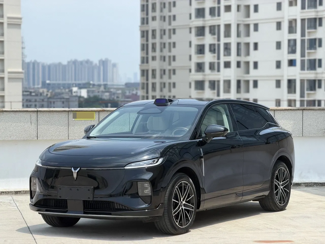 Open image lightbox: Voyah 2025 bosom friend four-wheel drive dry Kun version automatic gear