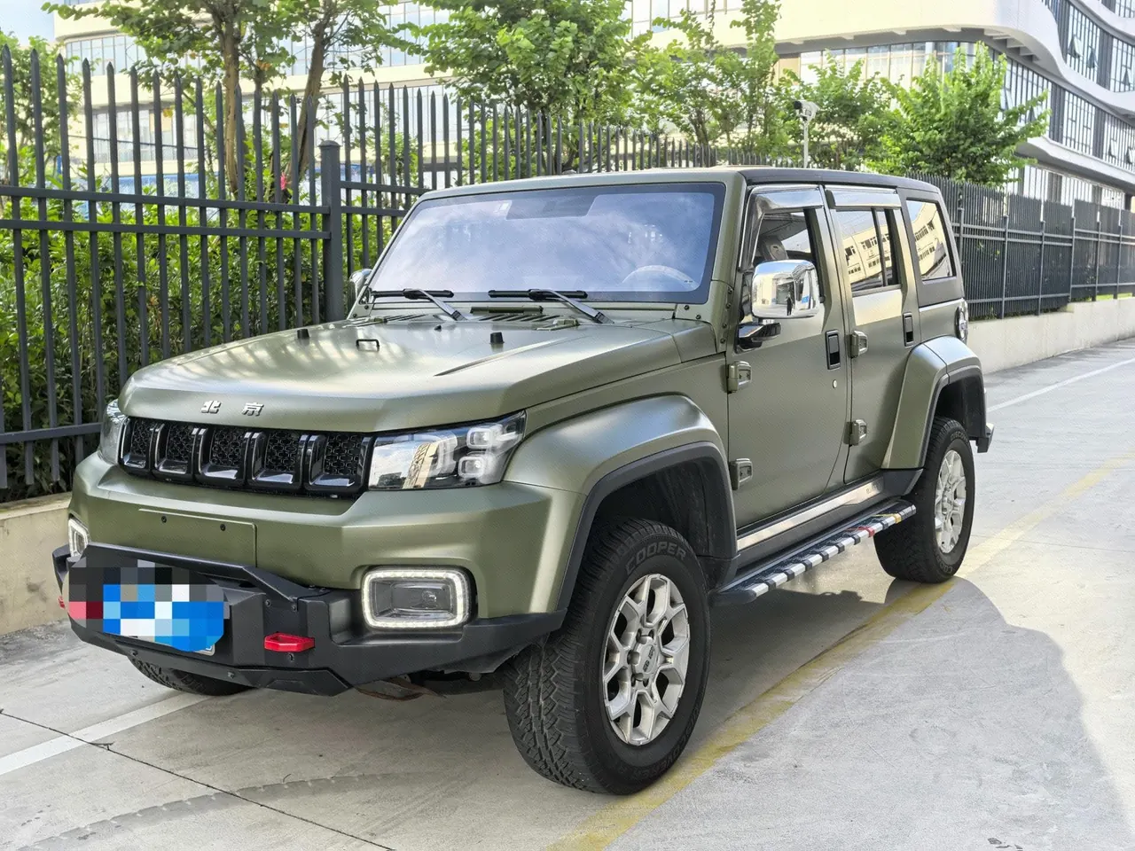 Open image lightbox: Beijing 2021 BJ40 2.3T Four-wheel Drive Blade Hero Edition Pioneer Manual Gear