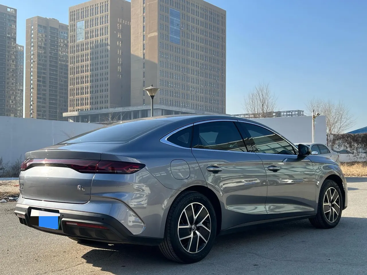 BYD 2025 Qin L DM-i 1.5 stepless smart driving version 80KM leading automatic gear 4