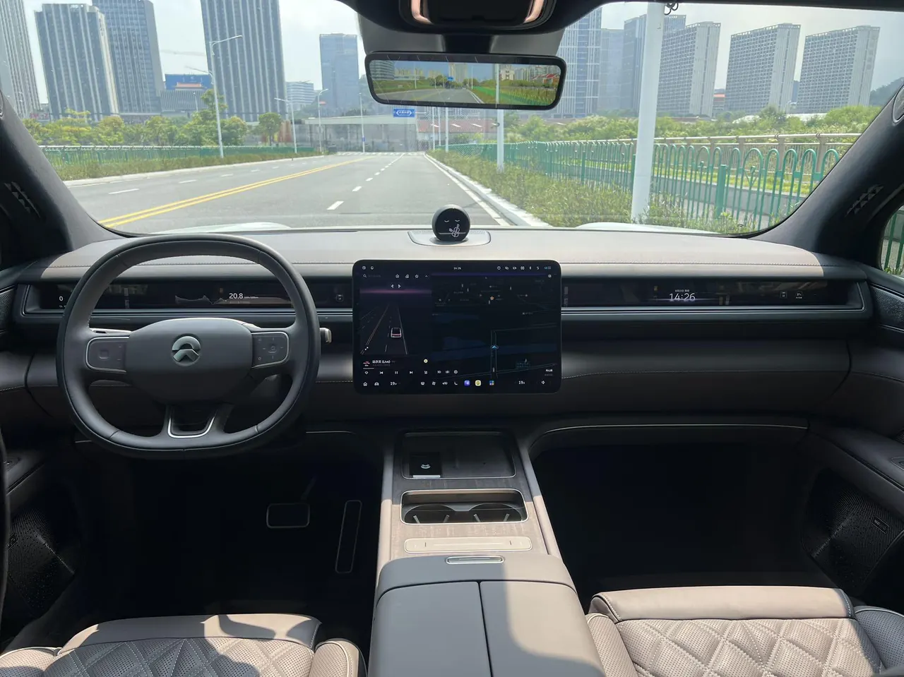NIO 2026 ES8 6-seat executive deluxe automatic gear 5