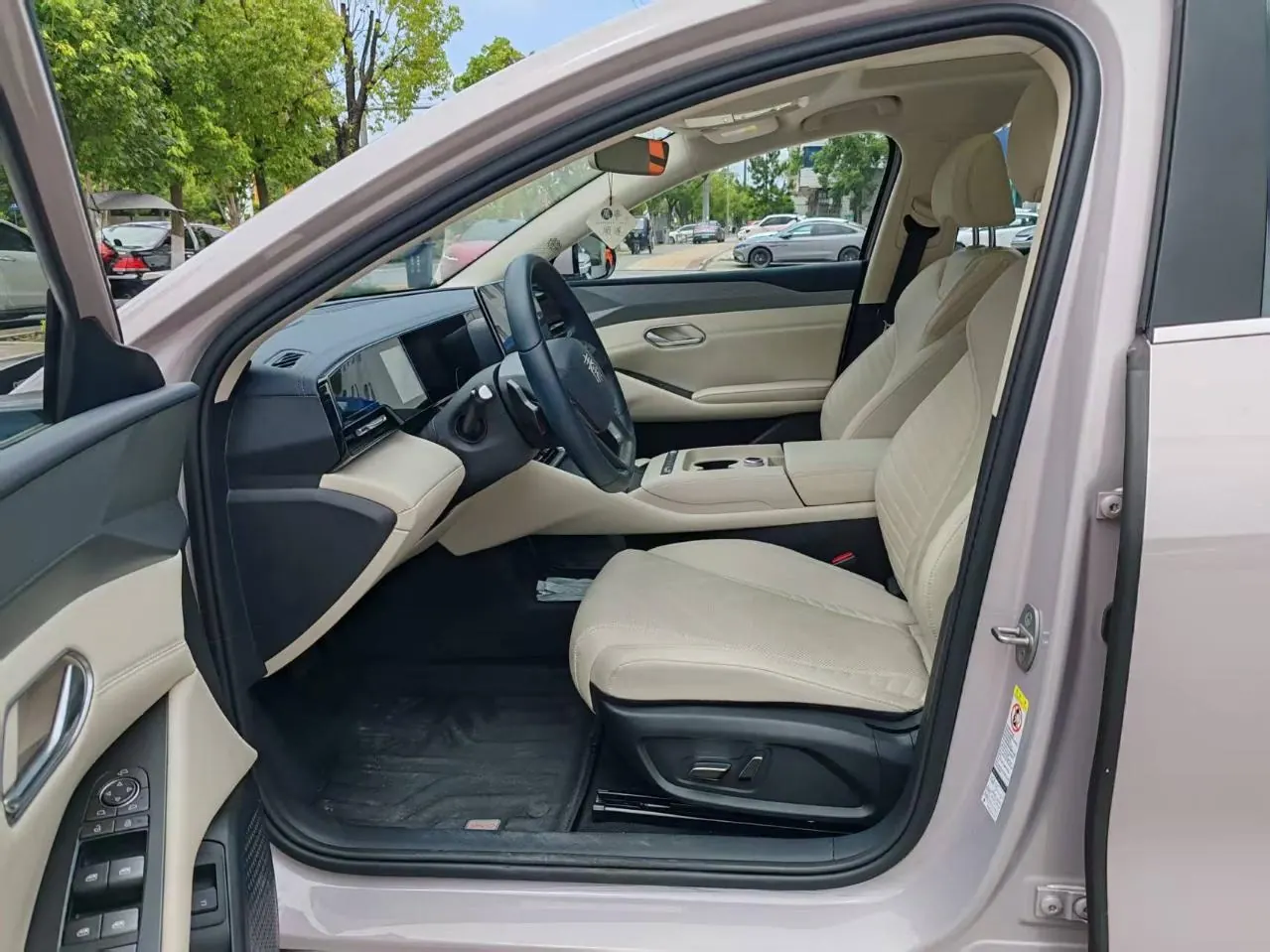 BYD 2025 Qin L EV 545KM Excellent Automatic Gear 5