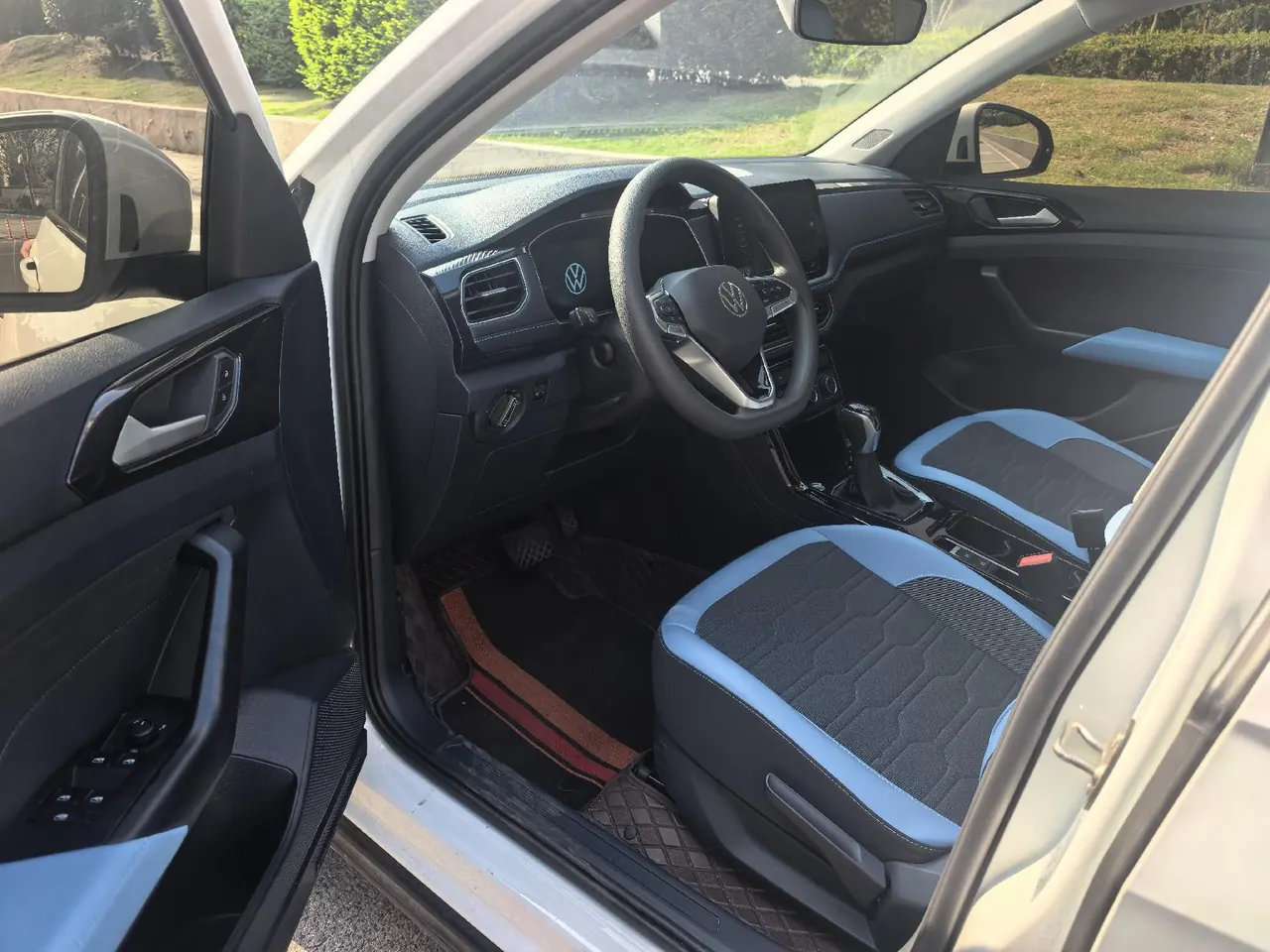 Volkswagen 2025 Tuyue New 1.5 Sharp Edition Automatic Gear 3