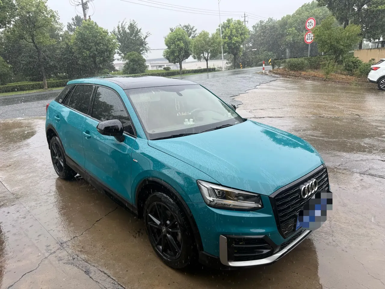 Audi 2020 Q2L 1.4TFSI 35TFSI Fashion Dynamic Automatic 2