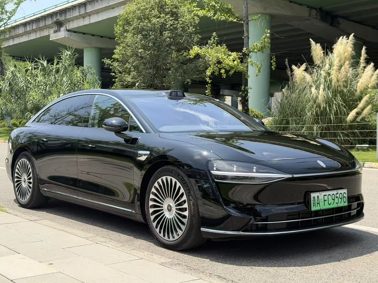 Luxeed 2026 S9 Ultra Rear Drive 53kWh Automatic 6