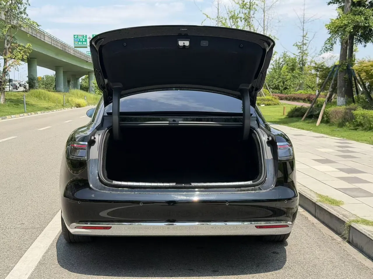 Luxeed 2026 S9 Ultra Rear Drive 53kWh Automatic 8