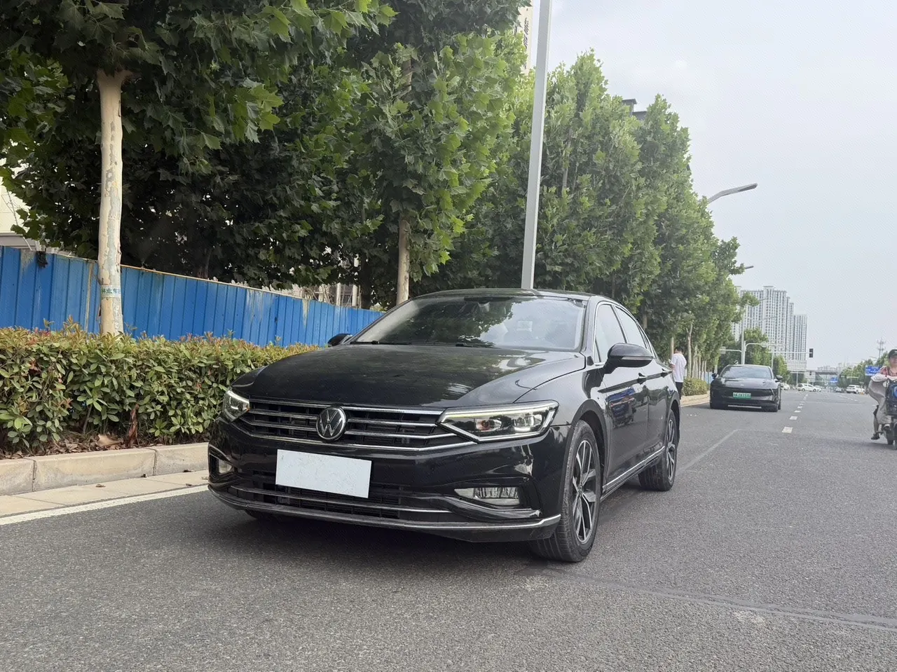 Open image lightbox: Volkswagen 2020 Magotan 2.0TSI 330TSI Leading Automatic