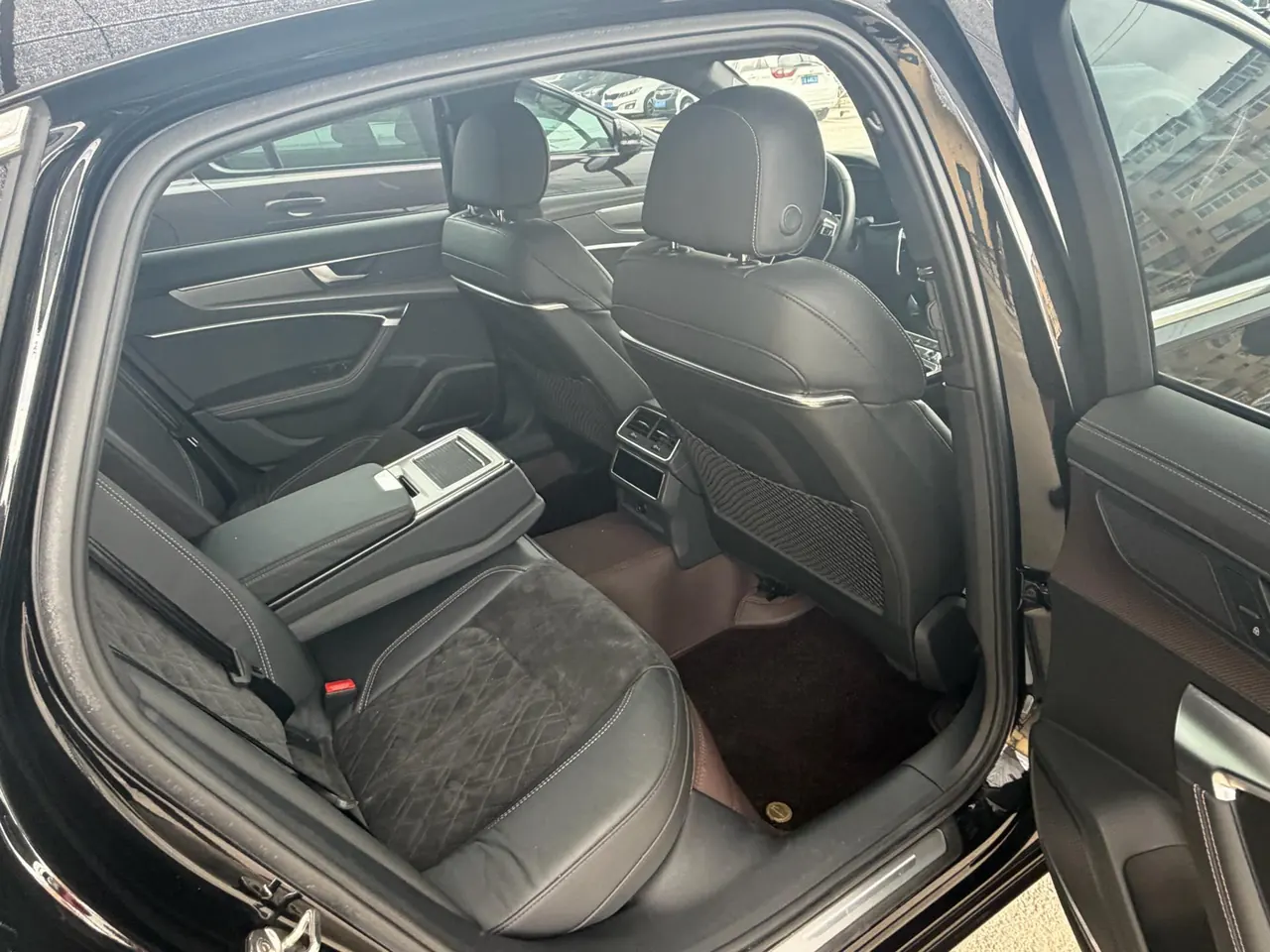 Audi 2020 A6L 48V 3.0TFSI 55TFSI Quattro enjoy dynamic automatic transmission 7