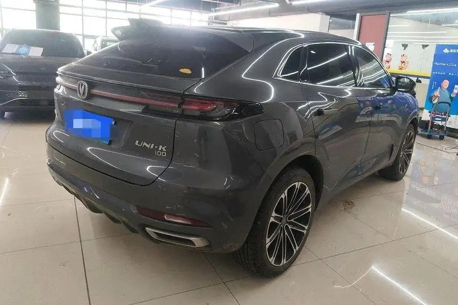 ChangAn 2022 UNI-K iDD 1.5T Blue Whale iDD Honorable Automatic Gear 2
