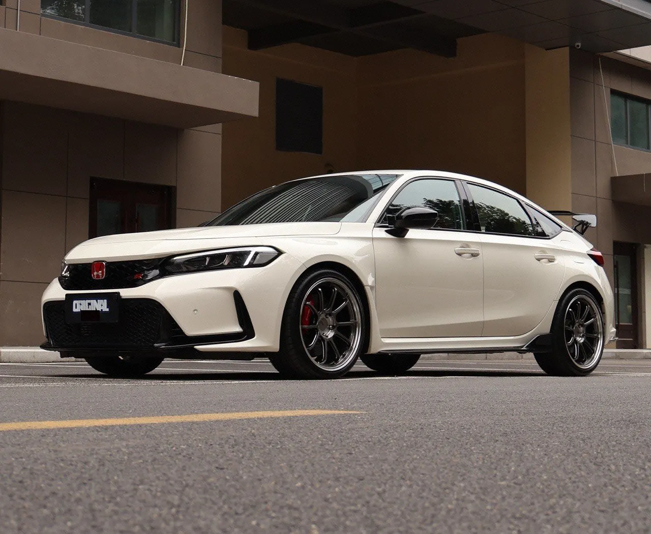 Honda Civic (Imported) 2023 Model Civic Type R 2.0T 420TURBO Manual Transmission - View 1