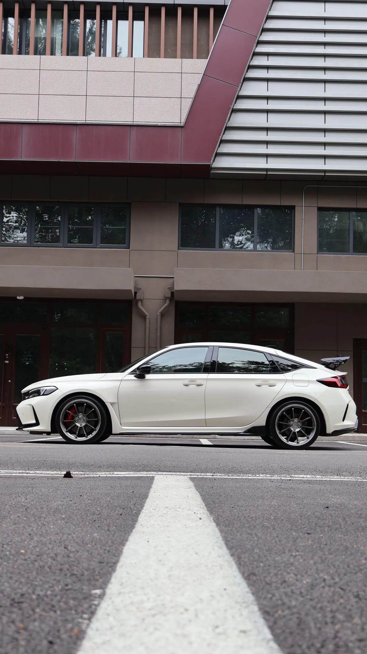 Honda Civic (Imported) 2023 Model Civic Type R 2.0T 420TURBO Manual Transmission 3