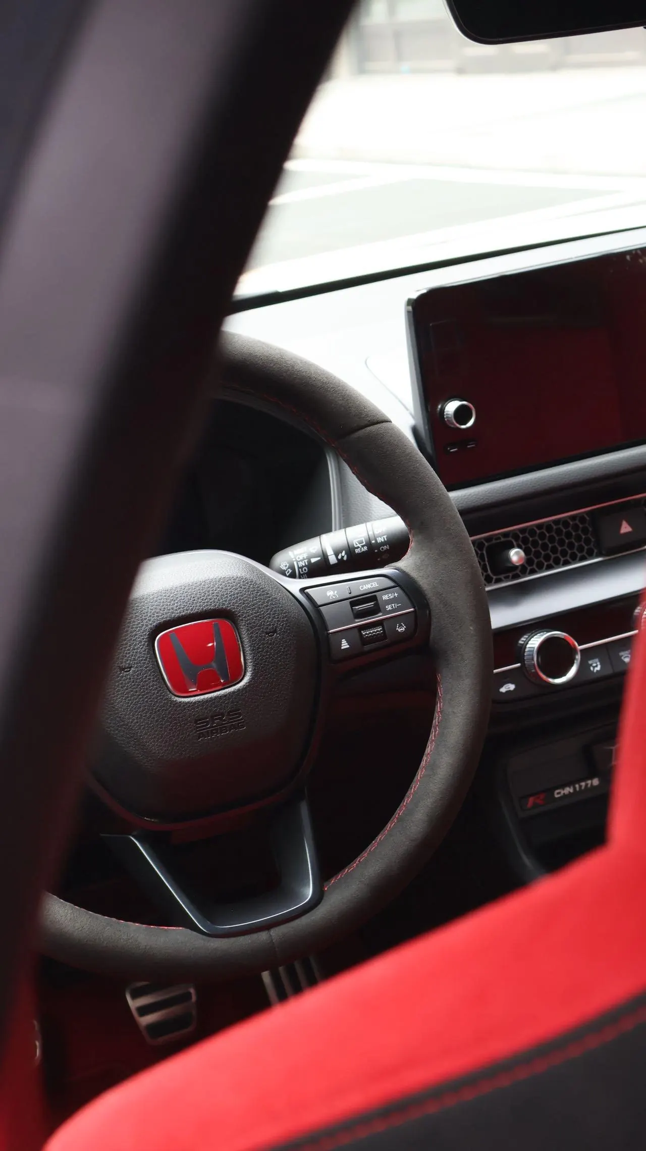 Honda Civic (Imported) 2023 Model Civic Type R 2.0T 420TURBO Manual Transmission 7