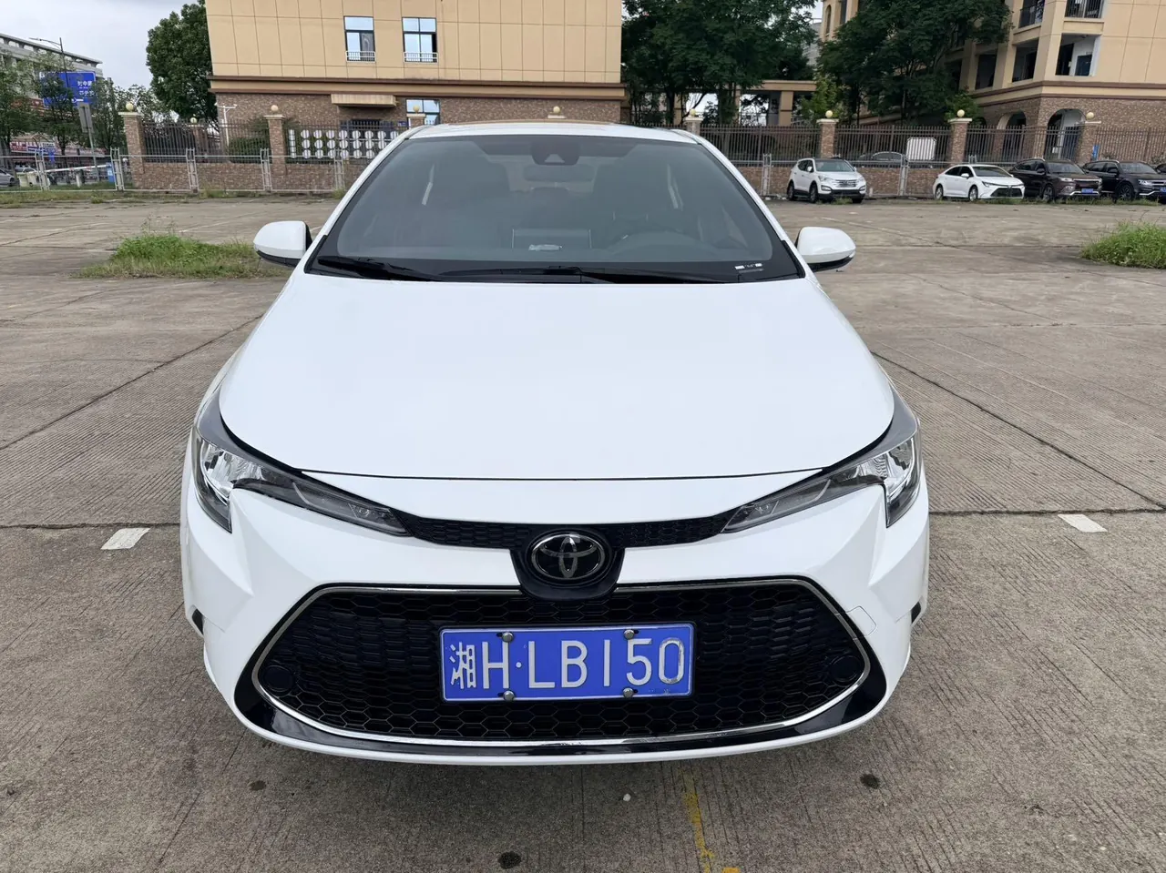 Toyota 2022 Lei Ling 1.2T Stepless 185T Deluxe Automatic Gear 2