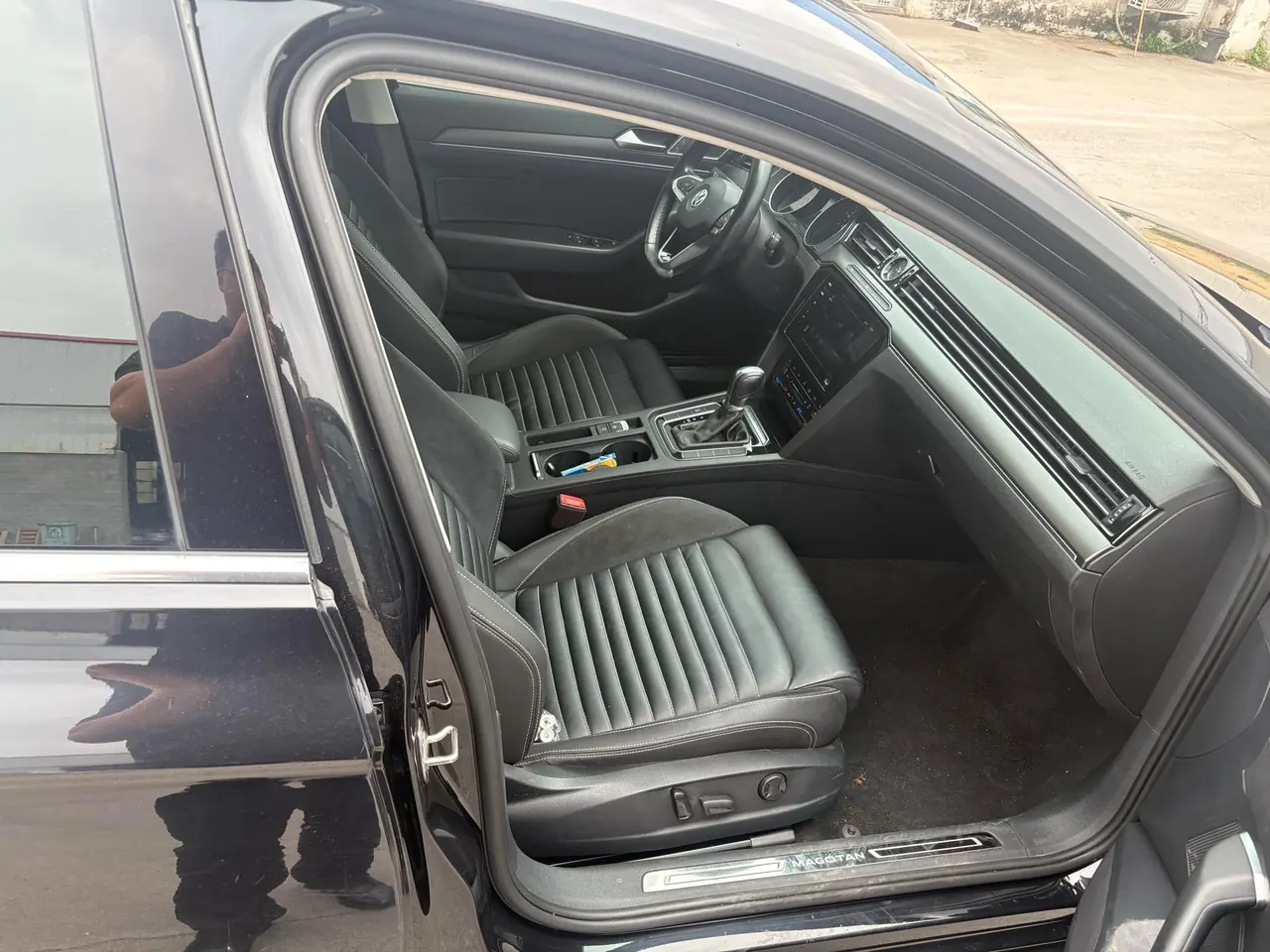 Volkswagen 2020 Magotan 2.0TSI 330TSI Leading Automatic 6
