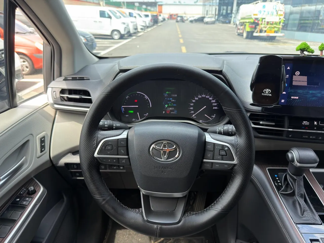 Toyota 2023 Grevia HYBRID 2.5 Stepless Premium PLUS Edition Automatic Gear 7