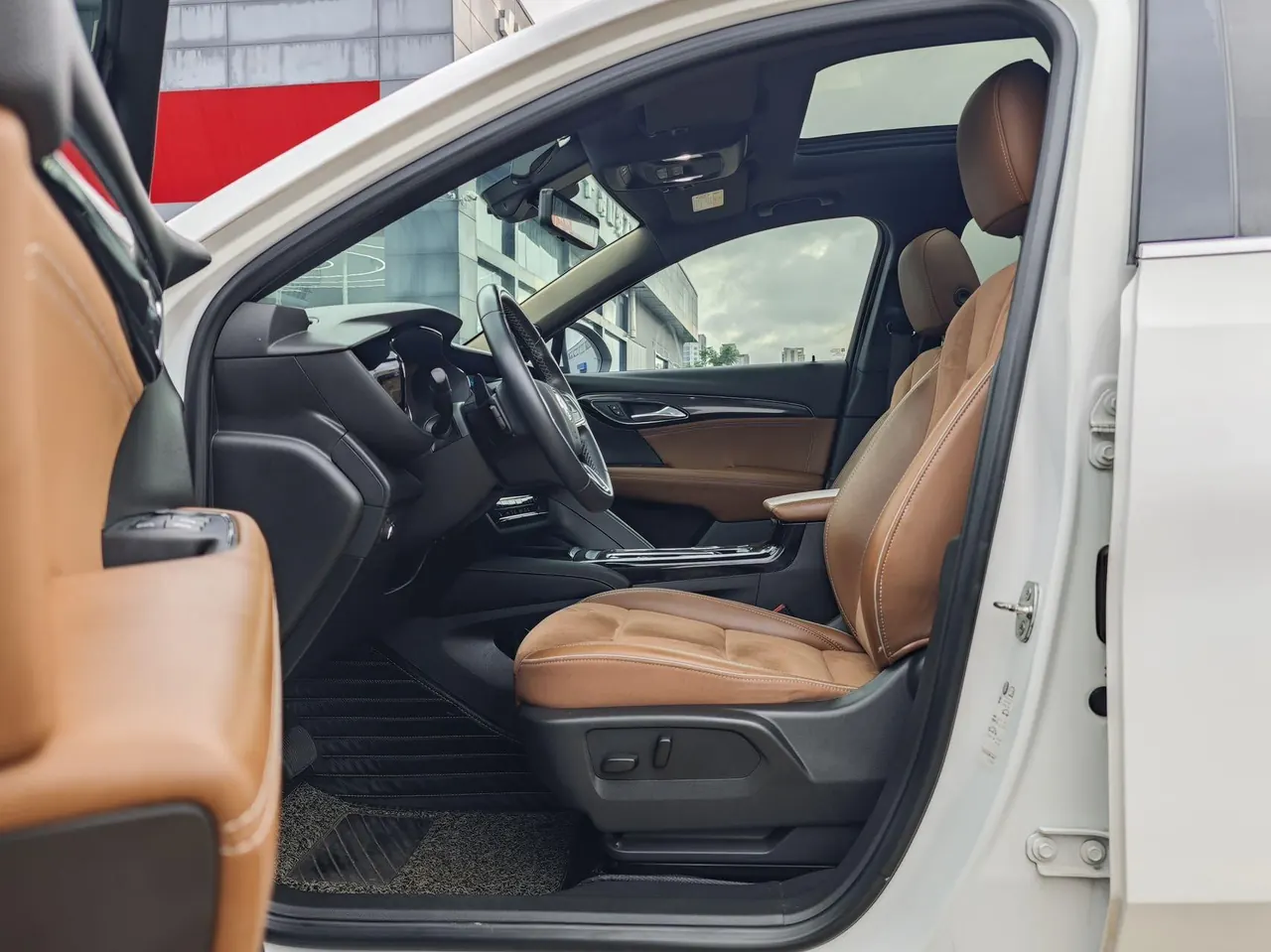 Buick 2020 Angkewei S 2.0T 652T Two-Drive Luxury Automatic Gear 7