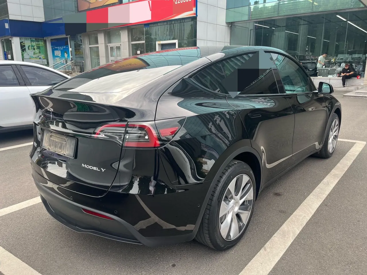 Tesla 2022 Model Y long endurance all-wheel drive version automatic transmission 5