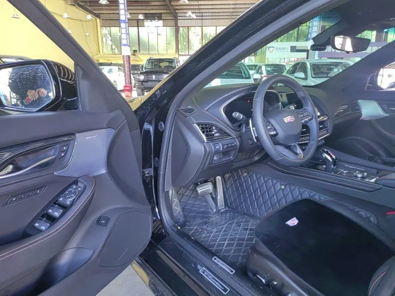 Cadillac 2023 CT5 2.0T 28T Platinum Automatic Gear 9
