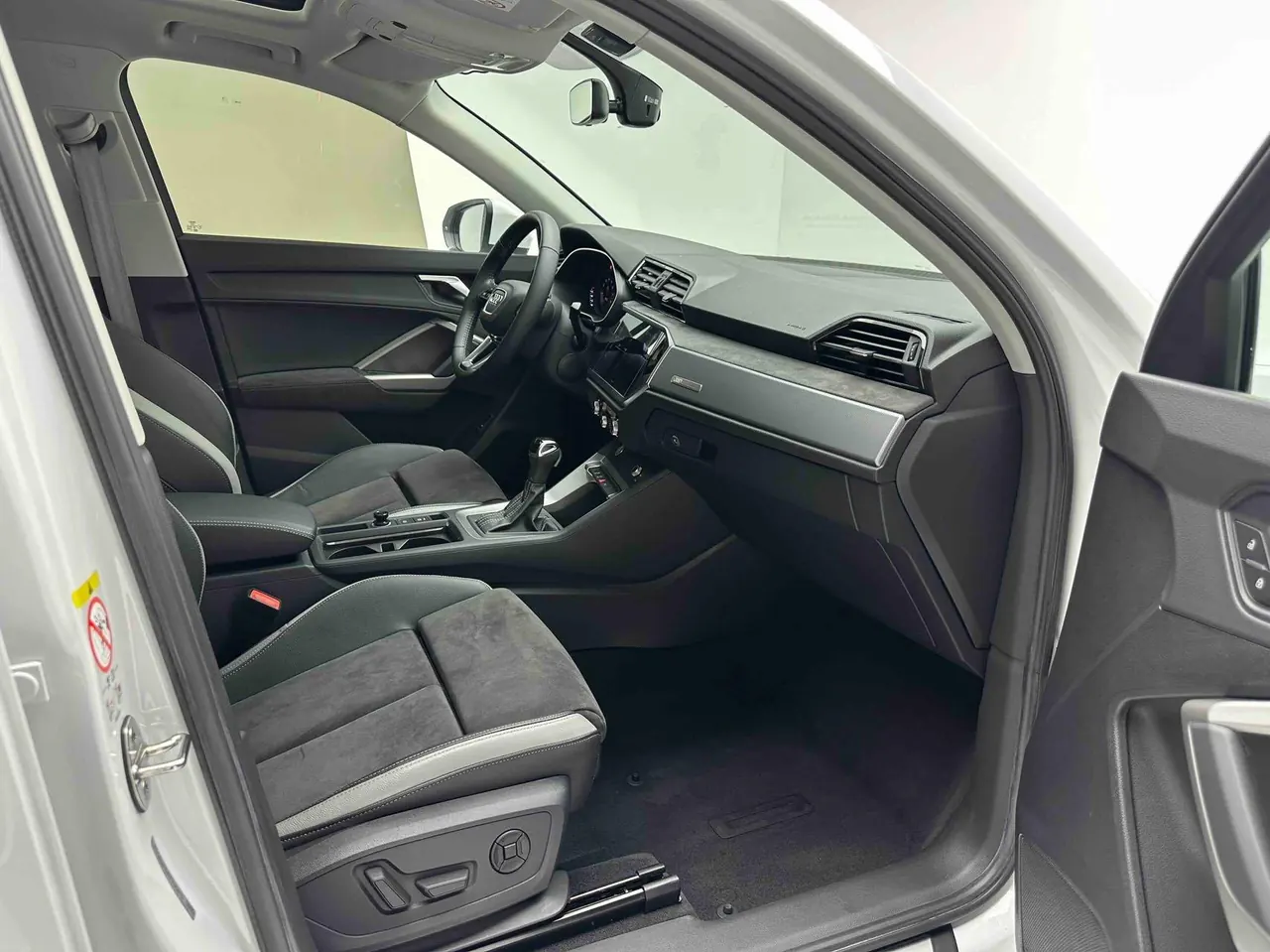 Audi 2022 Q3 1.4TFSI 35TFSI Fashion Dynamic Automatic 8