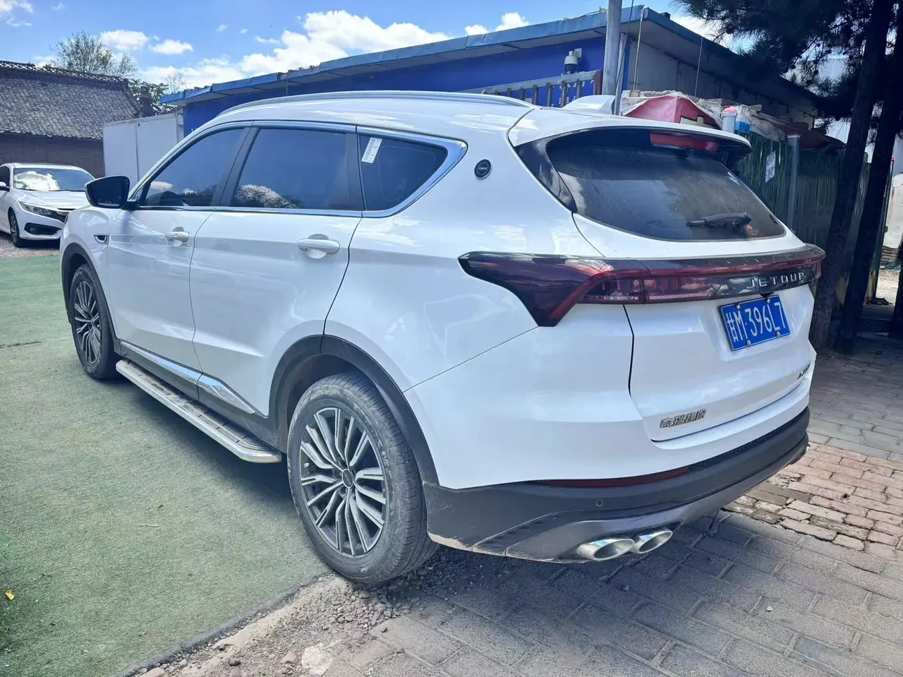 Jetour 2023 X70 PLUS 1.5T Brave PLUS5 Automatic Gear 3