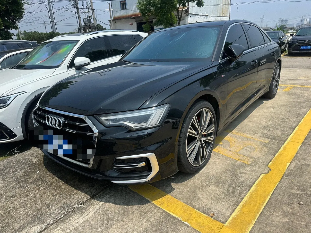 Open image lightbox: Audi 2023 A6L 2.0TFSI 40TFSI Deluxe Elegant Automatic