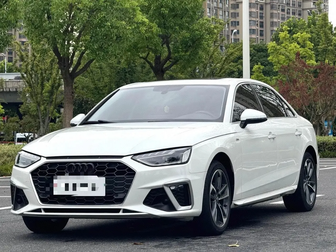 Open image lightbox: Audi 2020 A4L 2.0TFSI 40TFSI Fashion Dynamic Automatic