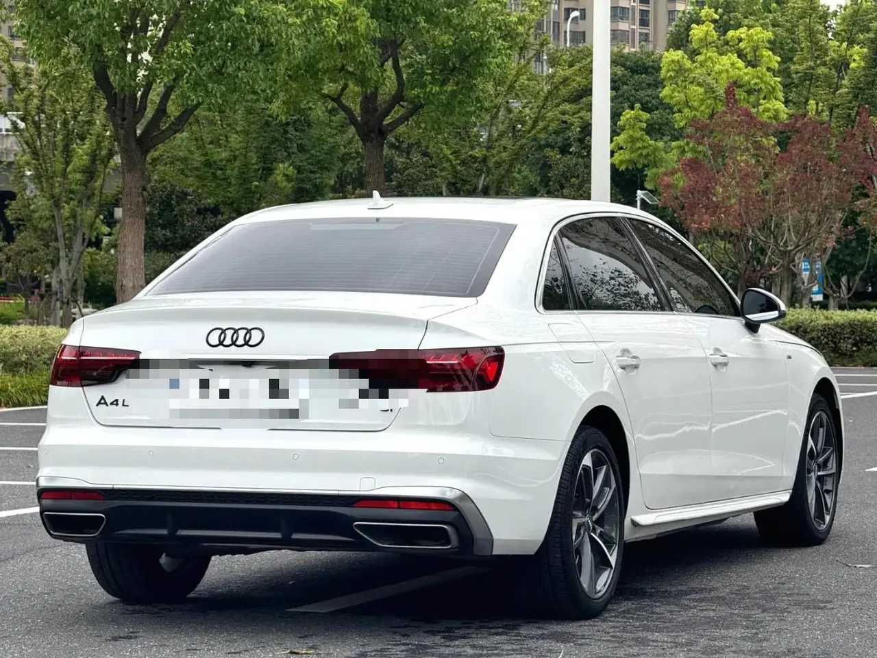 Audi 2020 A4L 2.0TFSI 40TFSI Fashion Dynamic Automatic 7