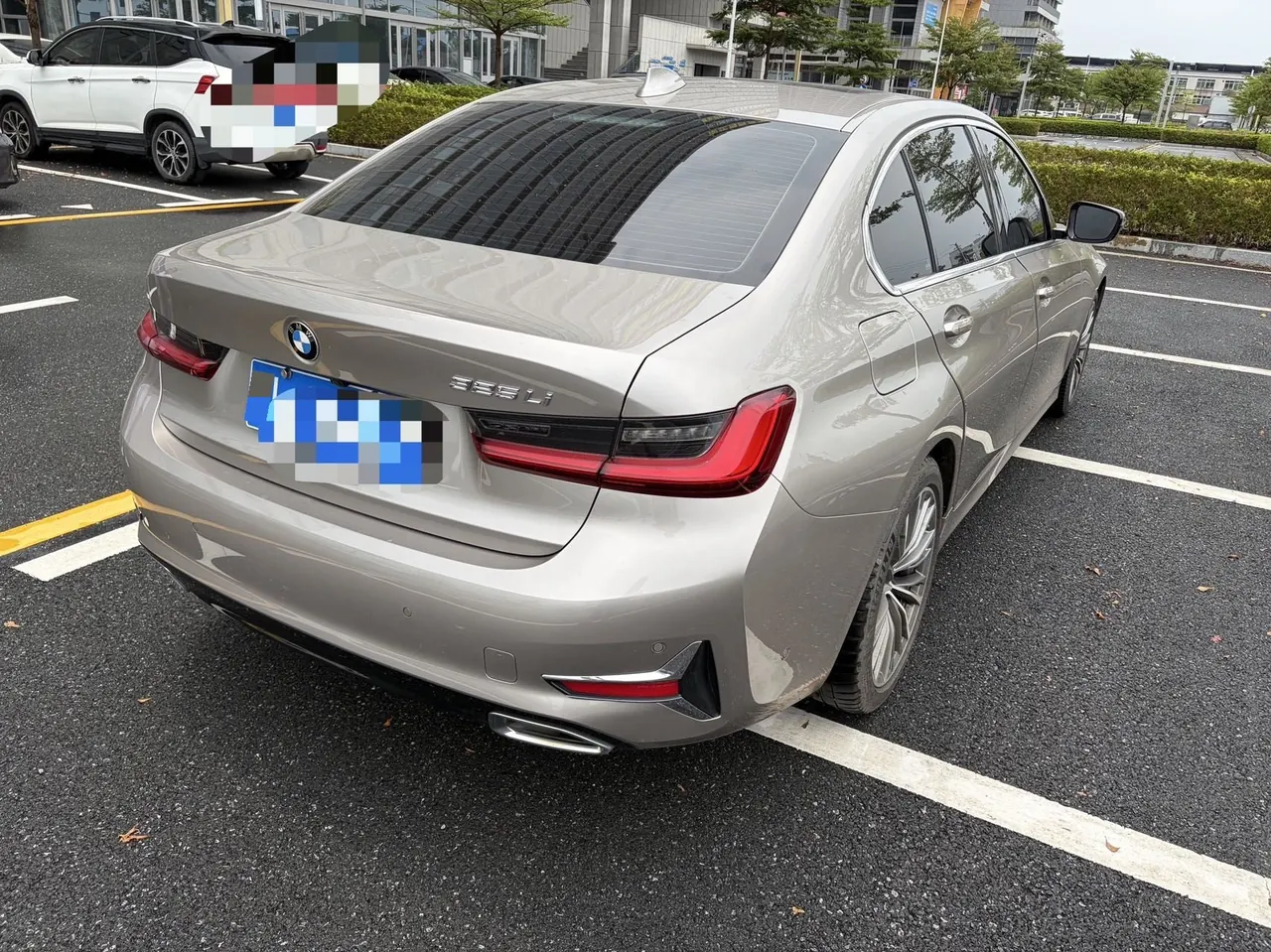 BMW 3 Series 2020 325Li 2.0T First Edition Automatic Gear 5