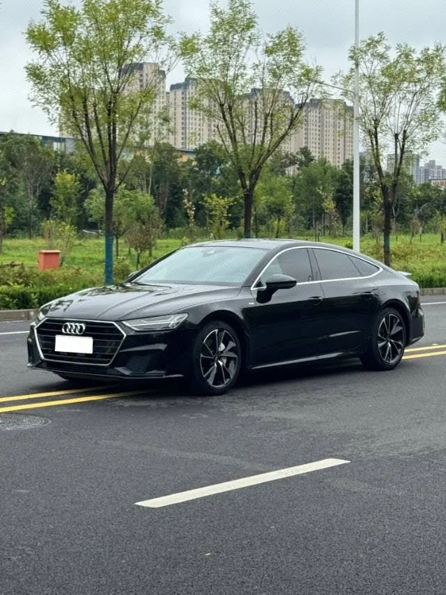 打开图片灯箱:Audi A7 (Imported) 2020 A7 Sportback 2.0TFSI 45TFSI Exclusive Automatic Gear