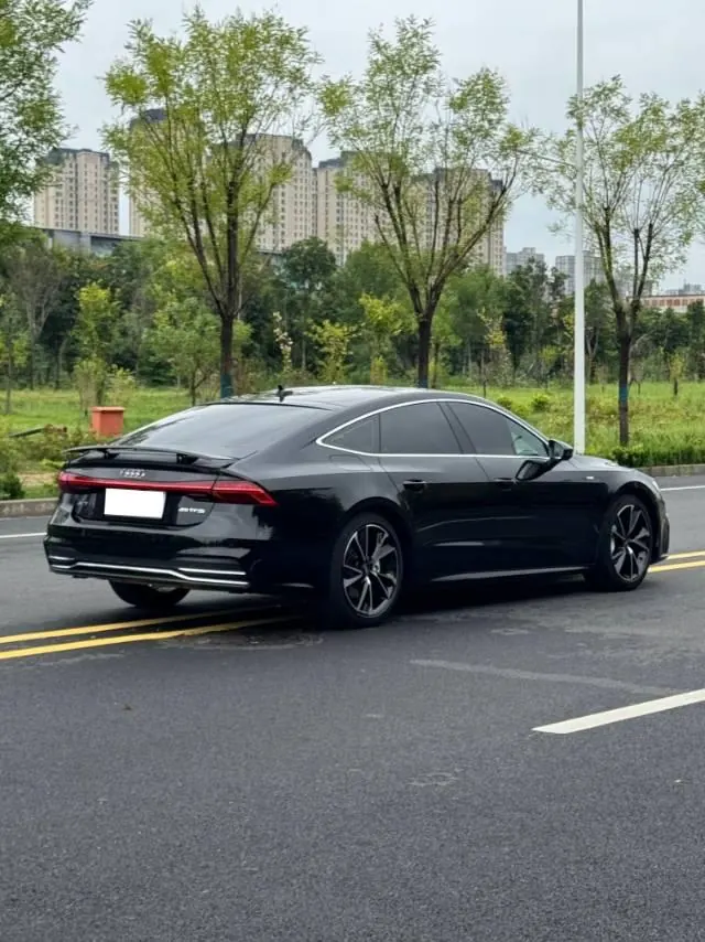 Audi A7 (Imported) 2020 A7 Sportback 2.0TFSI 45TFSI Exclusive Automatic Gear 7