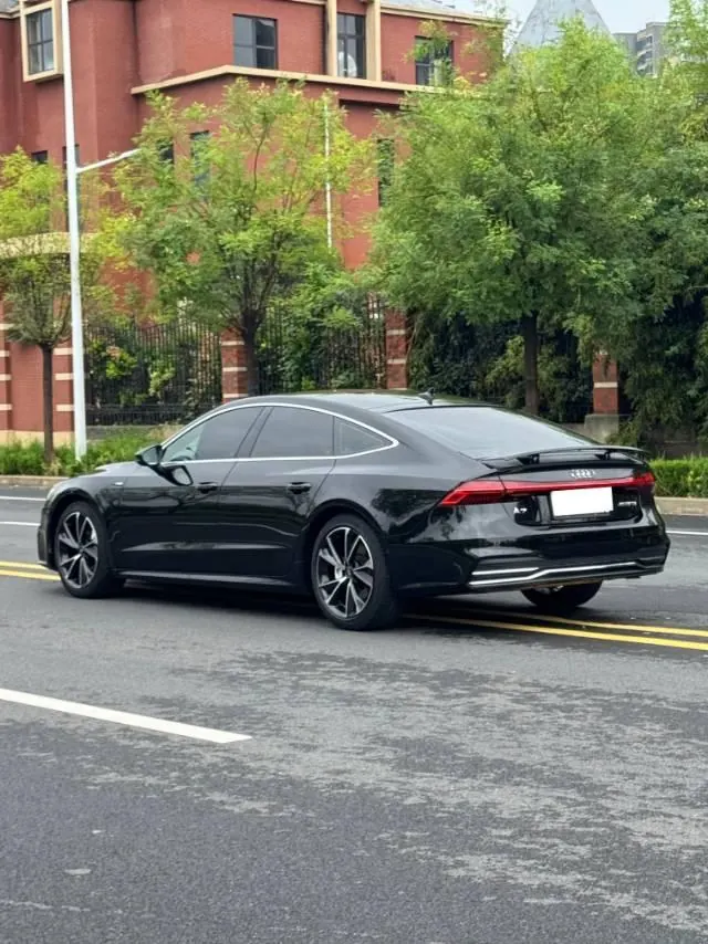 Audi A7 (Imported) 2020 A7 Sportback 2.0TFSI 45TFSI Exclusive Automatic Gear 9