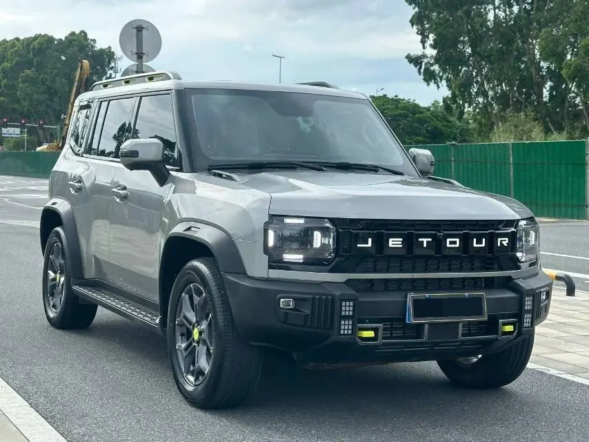 Jetour 2023 Traveler 2.0T Four-wheel Drive Crossing Automatic Gear 2
