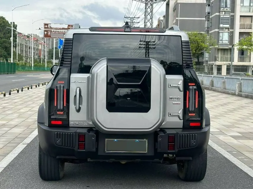 Jetour 2023 Traveler 2.0T Four-wheel Drive Crossing Automatic Gear 5