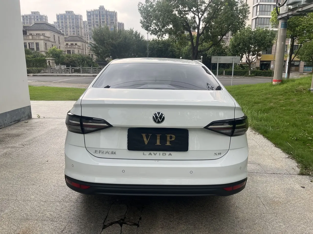 Volkswagen 2023 Lavida New 1.5 Outstanding New Yida Automatic Gear 9