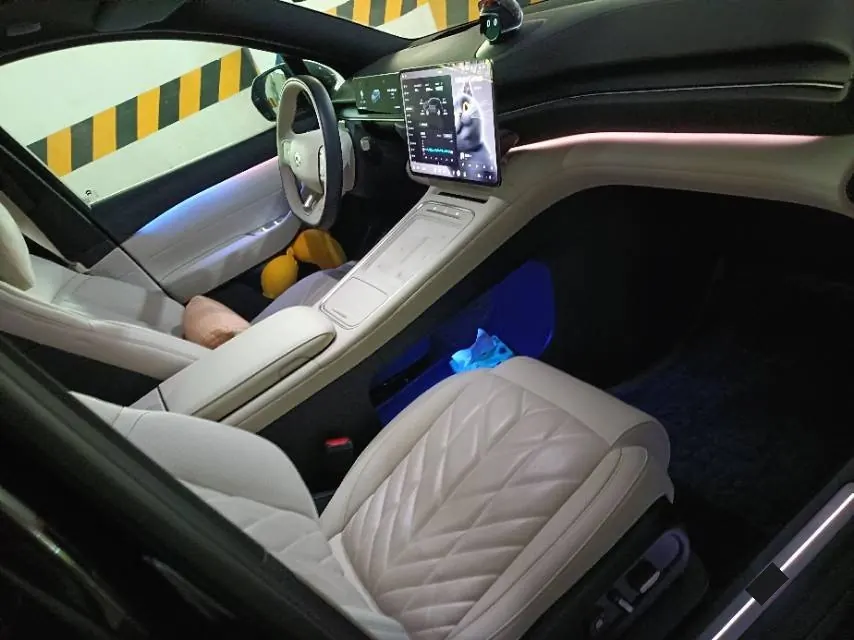 NIO 2025 ES6 75kWh automatic gear 6