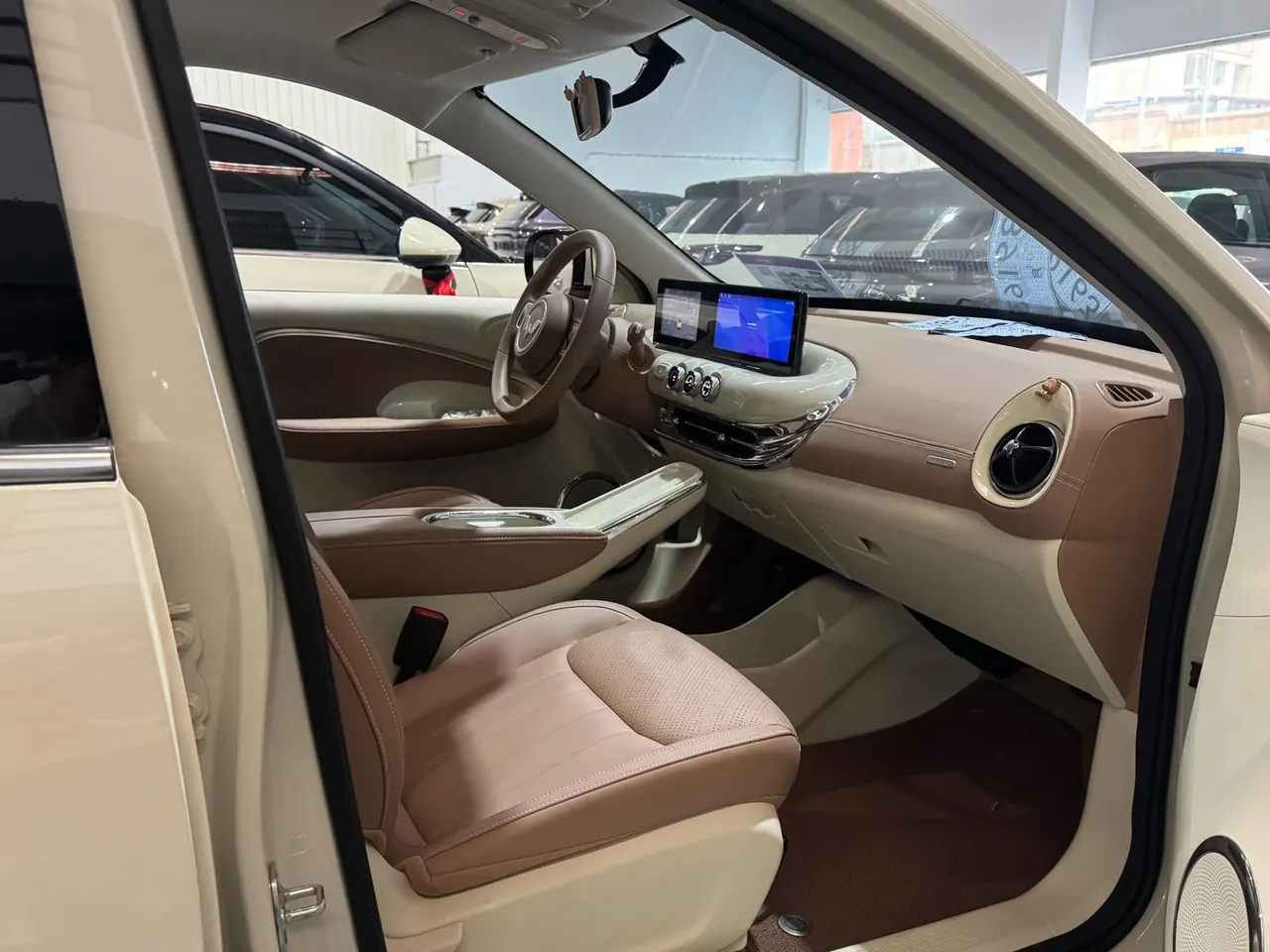 WuLing 2025 Plantronics 333km Enjoy Automatic Gear 5
