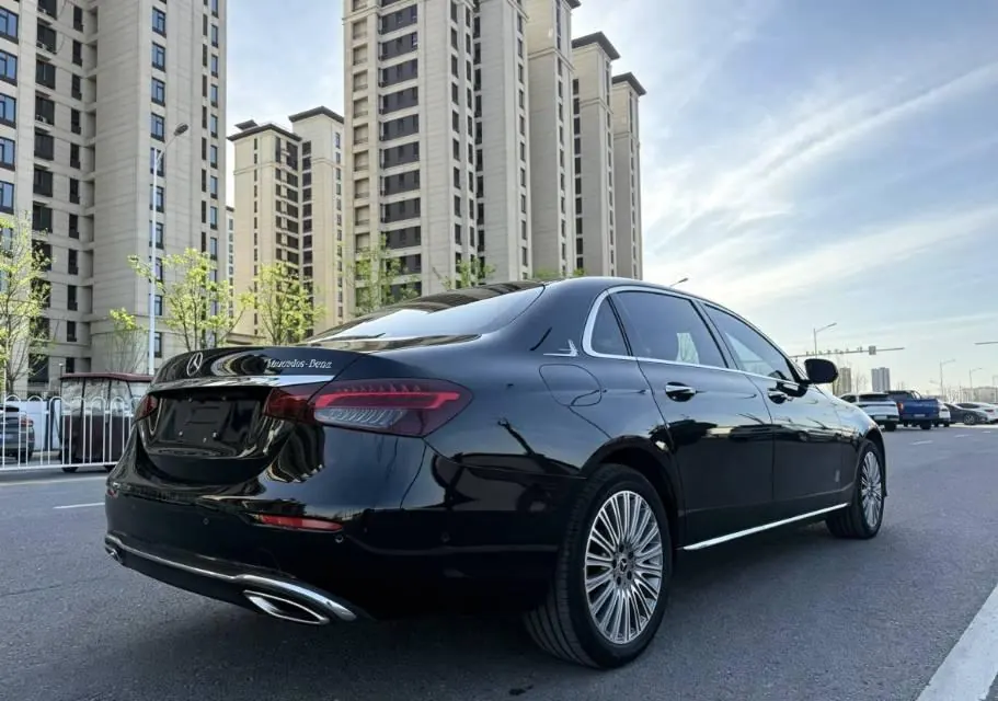 Mercedes Benz E Class 2023 E 300 L 2.0T Luxury Automatic Gear 4