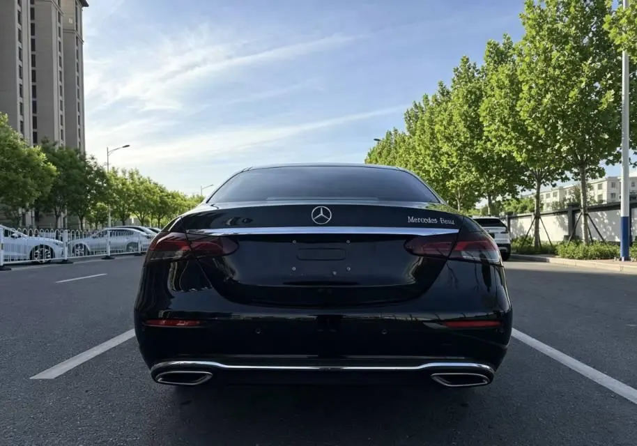 Mercedes Benz E Class 2023 E 300 L 2.0T Luxury Automatic Gear 5