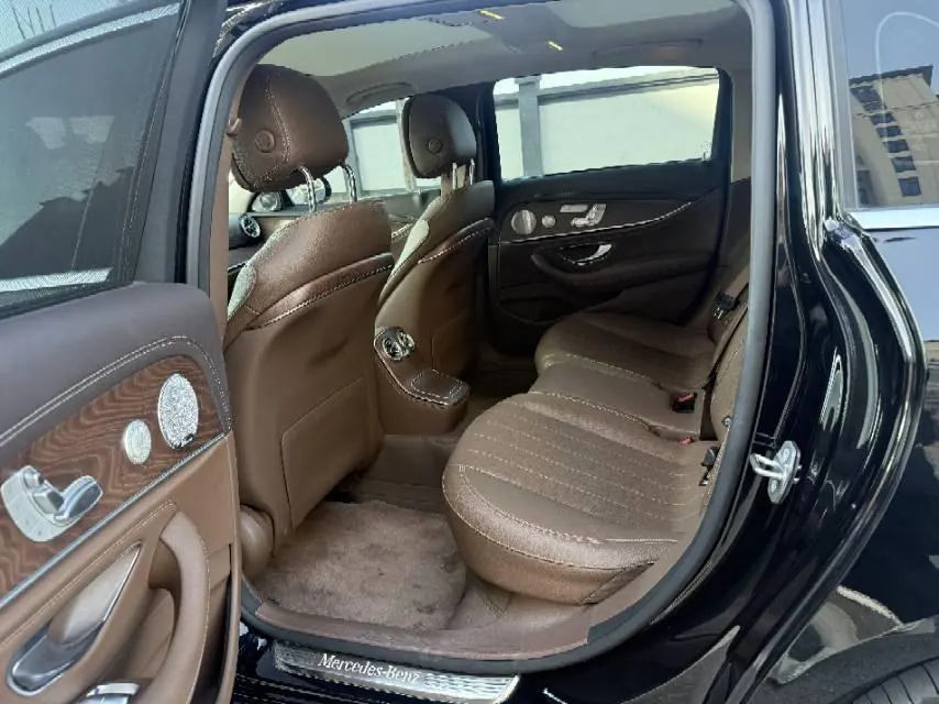 Mercedes Benz E Class 2023 E 300 L 2.0T Luxury Automatic Gear 7