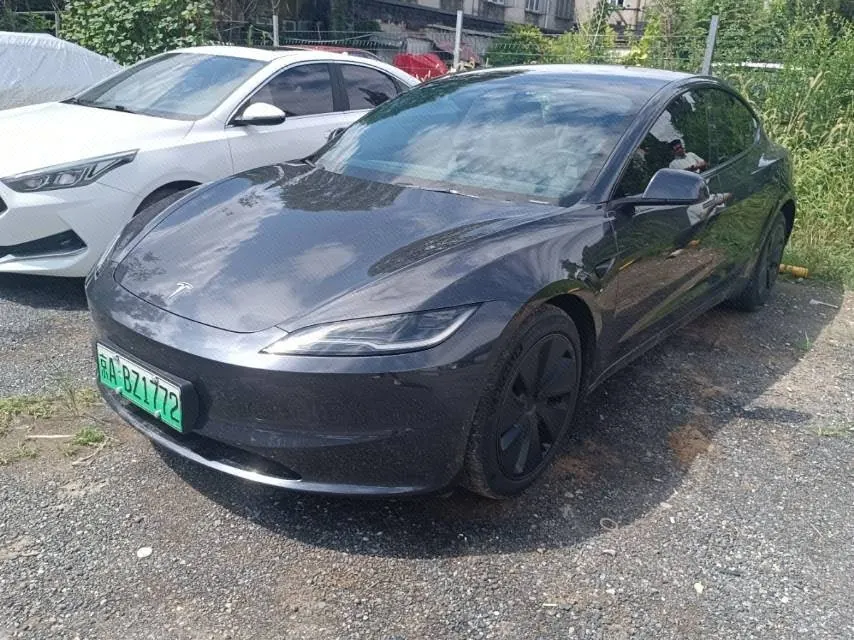 Open image lightbox: Tesla 2023 Model 3 Rejuvenation Edition Rear Wheel Drive Automatic Transmission