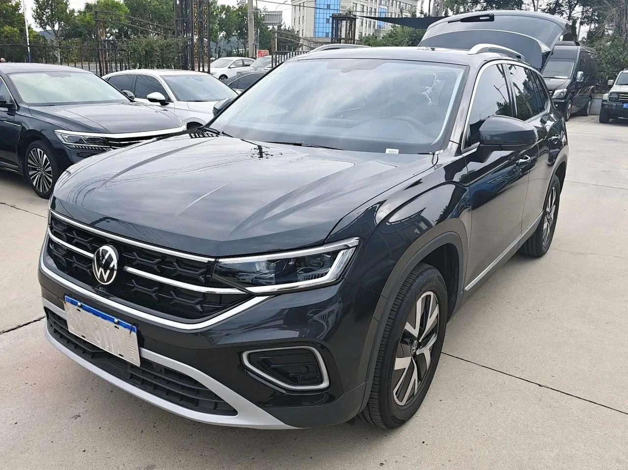 Open image lightbox: Volkswagen 2026 Tanyue 1.5TSI 300TSI 30 million Selected Automatic Gear
