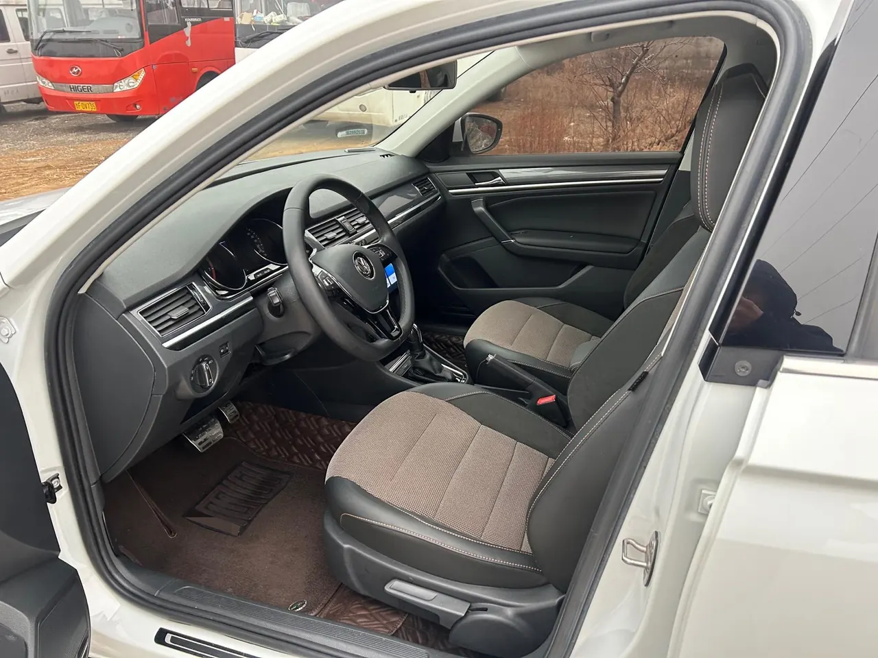Volkswagen 2020 C- TREK (Wei Ling) 1.5 Comfortable Automatic Transmission 3