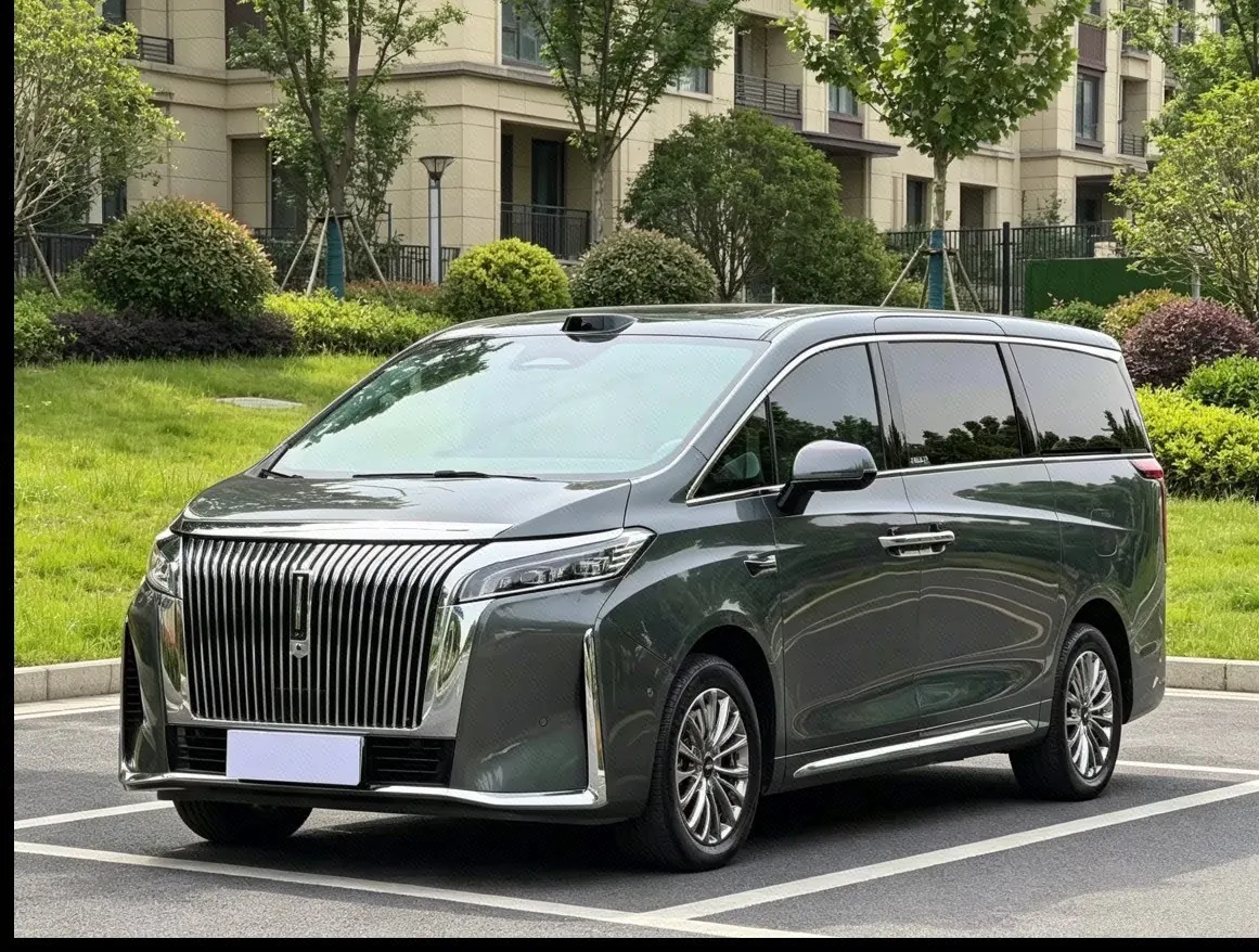 Open image lightbox: WEY 2025 VV7 Hi4 1.5T Four-Wheel-Drive Automatic Model