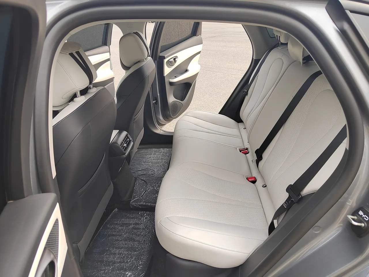 BYD 2025 seals 05 DM-i 1.5 stepless smart driving version 55KM luxury automatic gear 13