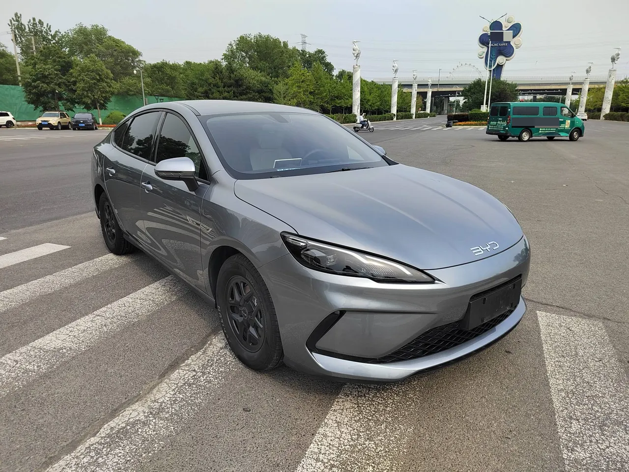 BYD 2025 seals 05 DM-i 1.5 stepless smart driving version 55KM luxury automatic gear 8