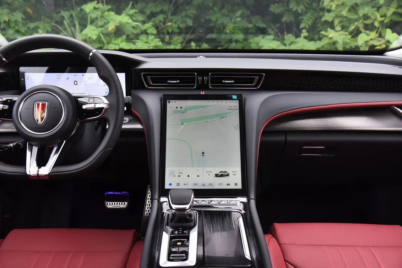 HongQi 2025 H6 2.0T Zhiyuan Edition Automatic Gear 5