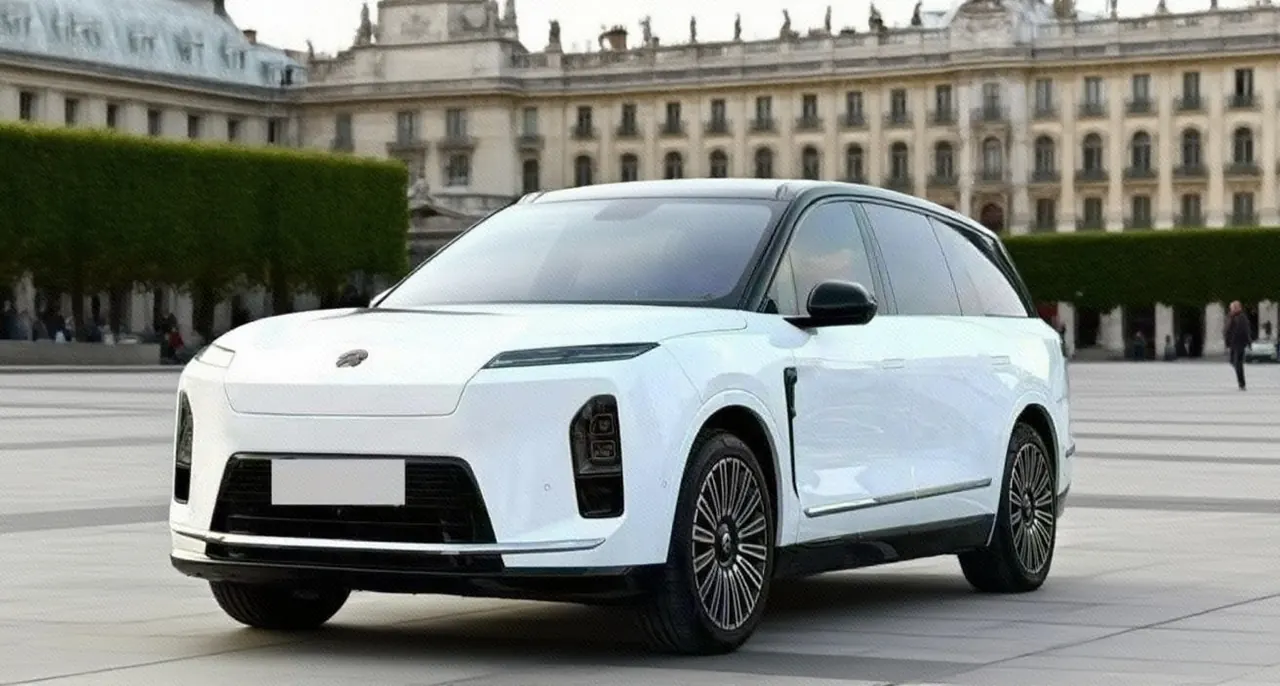 Open image lightbox: NIO 2026 ES8 6-seat executive deluxe automatic gear